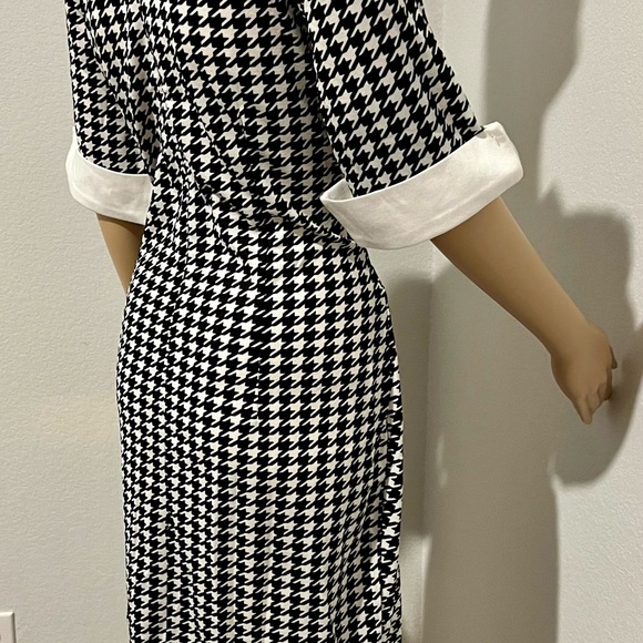 Never worn. - Picture 7 of 7